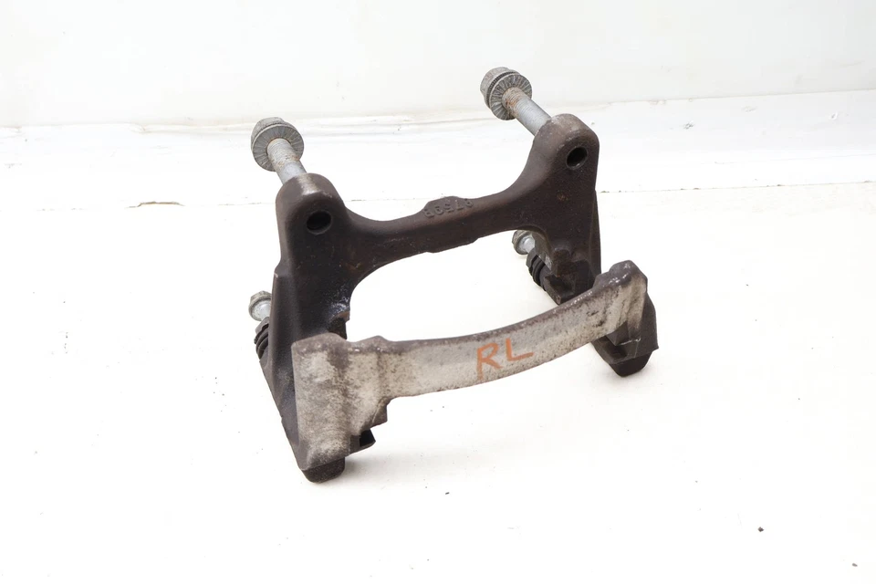 AUDI A8 QUATTRO 2019-2020 - Porta pinza de freno trasero izquierdo / soporte Foto 2 de 4