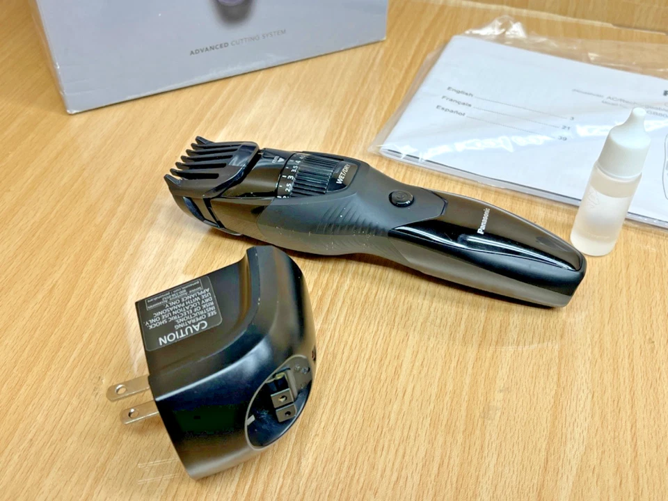 Aparador de precisão multifuncional Panasonic ER-GB80-S - Imagem 2 de 4