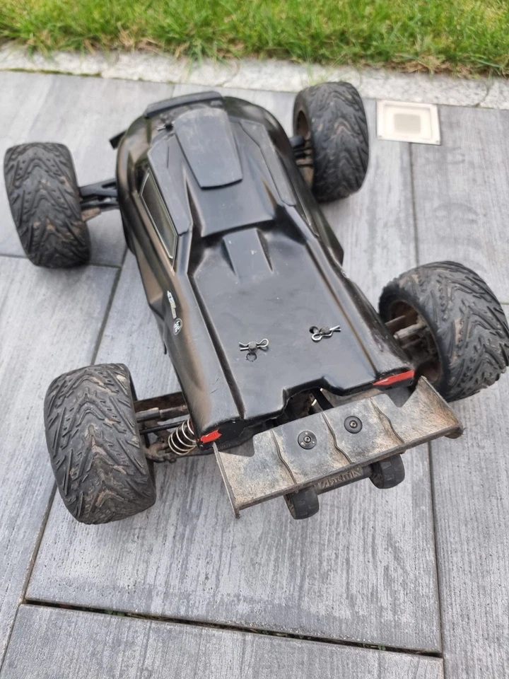 Arrma Outcast 6s RTR (mit viel Zubehör) - Bild 2 von 4