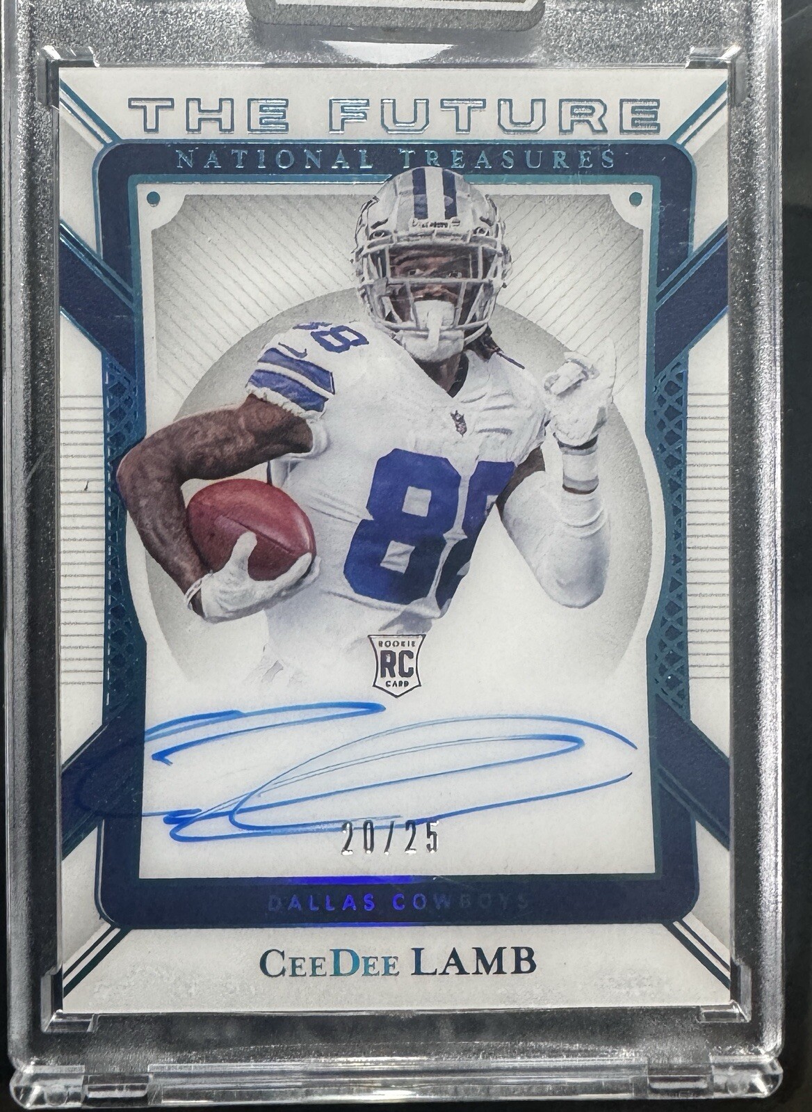 2020 Ceedee Lamb National Treasures The Future Rookie Auto 20/25 RC