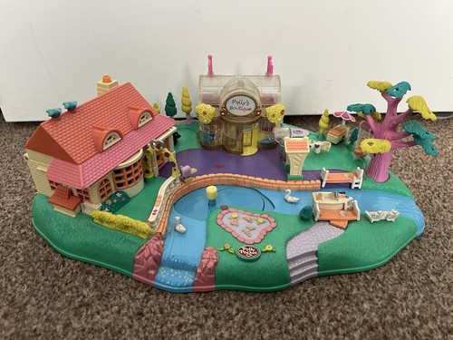 Vintage Polly Pocket Magical Movin' Pollyville Boutique Playset Figures Magnetic