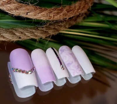 Maßgeschneiderte Handarbeit Nagelpresse Salonqualität