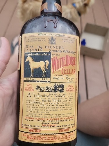 VINTAGE White Horse Cellar Blended Scotch Whisky Bottle U.S. AIRFORCE Sticker - Picture 2 of 11