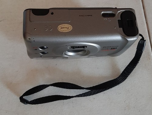Bell & Howell BF 905 Big Finder Auto Focus Red Eye Reduction 35mm Camera - Picture 5 of 6