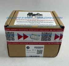 1PCS NEW Allen-Bradley 1763-L16AWA MicroLogix 1100 16 Point Controller