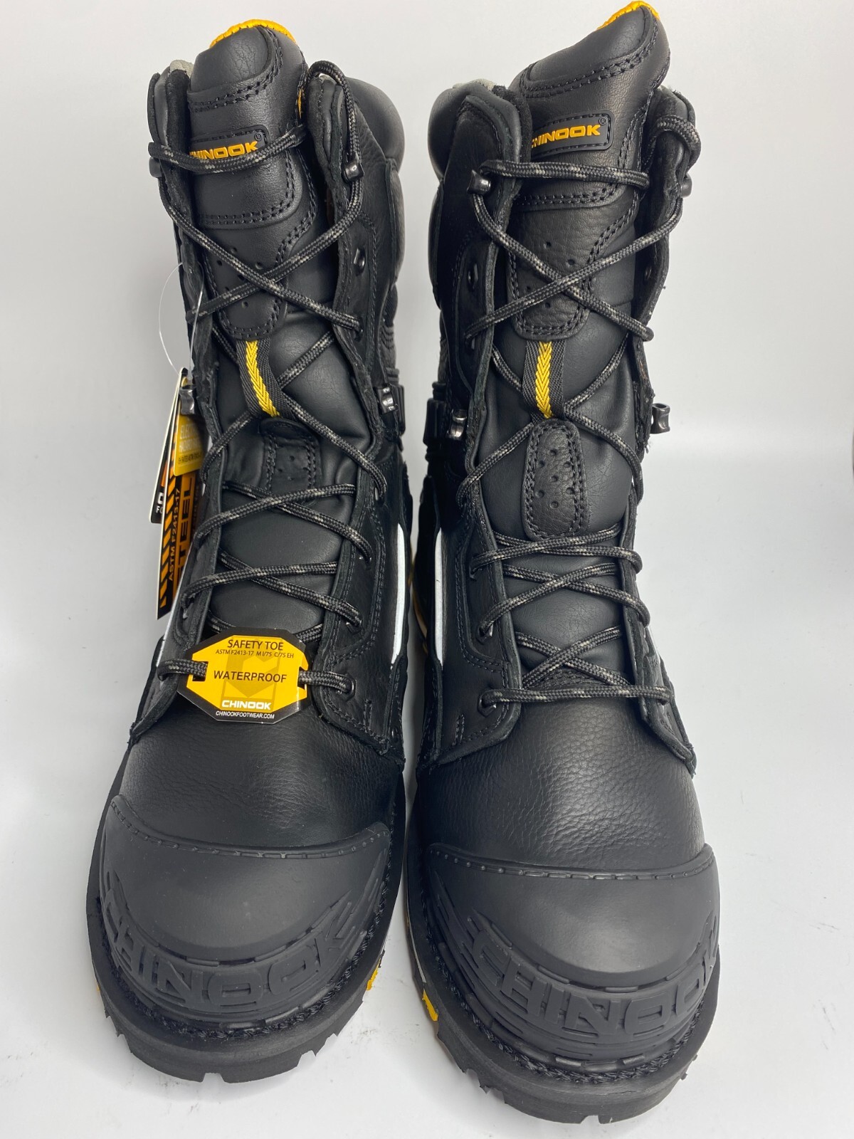 Chinook Footwear Men's Scorpion II 