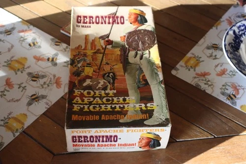 GERONIMO MOVABLE APACHE INDIAN BY MARX IN ORIGINAL BOX