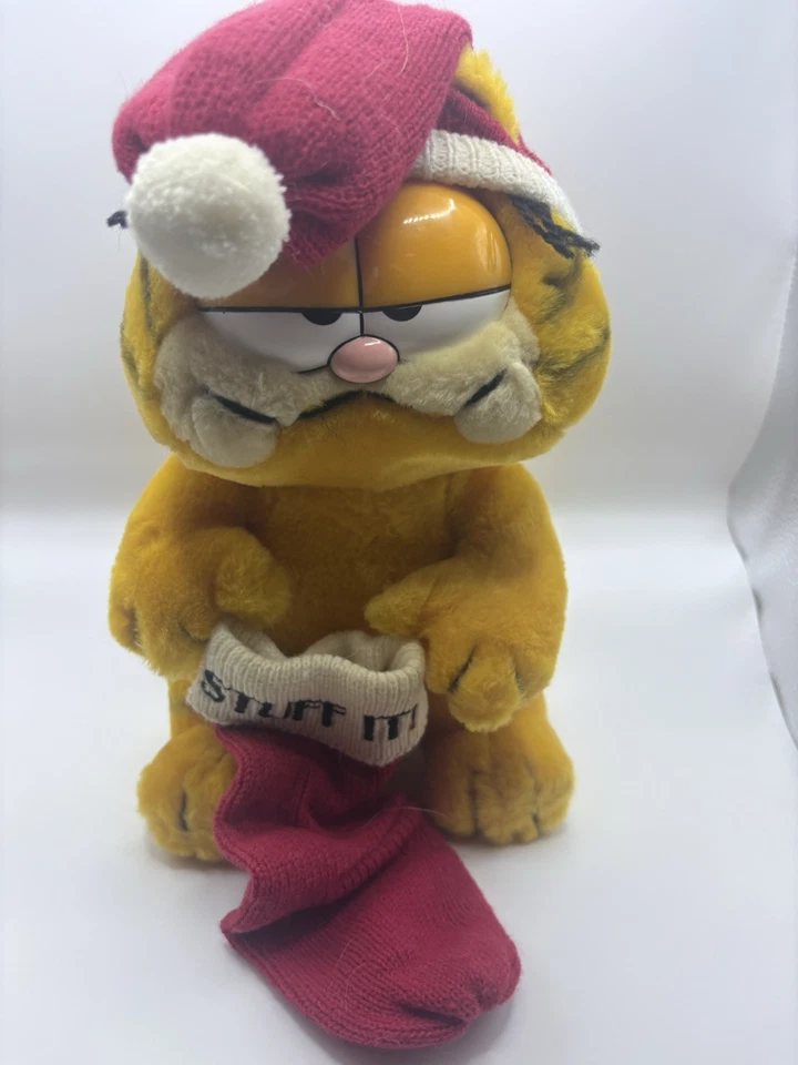 Garfield 1978-1981 Vintage Christmas Holiday Plush Stuffed Animal Toy - Image 3 of 4