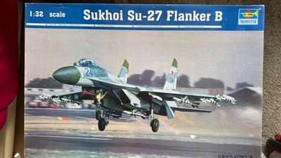 Trumpeter 02224 Su-27 Flanker-B 1:32 Neu / Ungebaut