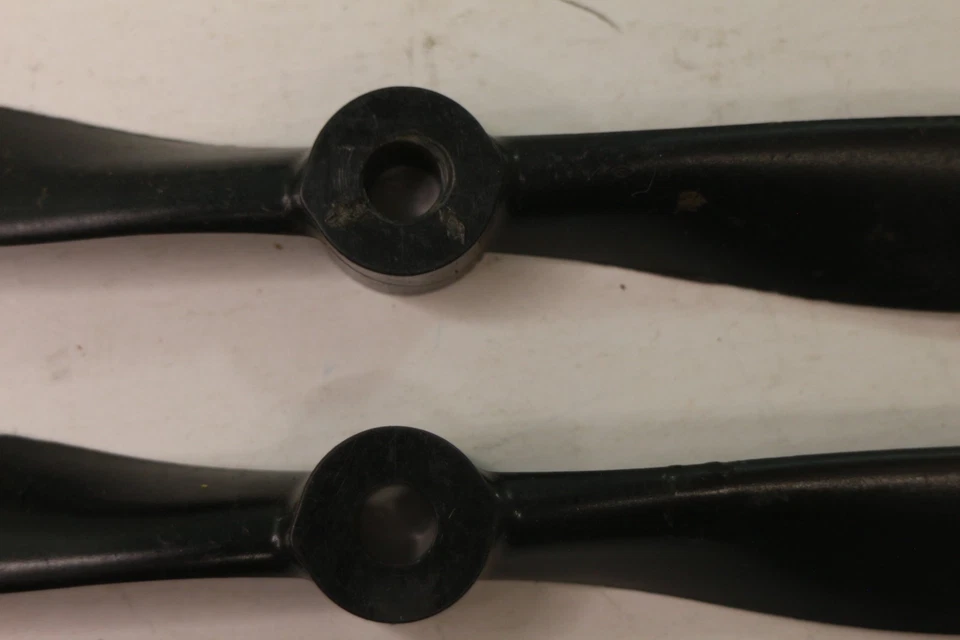 VIntage Black 2 Blade Propeller Size 11-8 Pre-Owned - Image 2 of 4