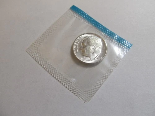 1964 Roosevelt Silver Dime Brilliant Uncirculated in US Mint Cello