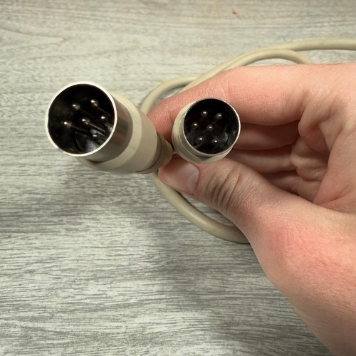 Commodore 64 Cord. 44.5" 6 Pin. - Picture 2 of 3