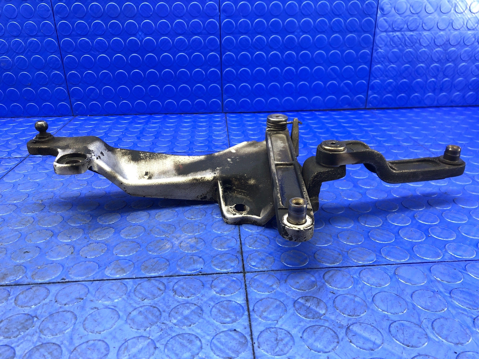 2004-2014 LAMBORGHINI GALLARDO OEM REAR RIGHT HOOD HINGE BRACKET