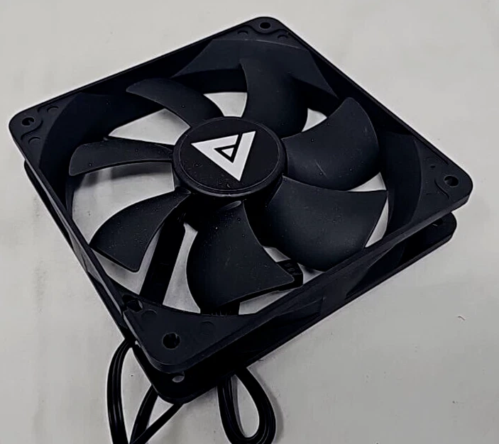 Apevia CF1012S-BK Computer Case Fan Black 120mm 3 Pin 57 CFM Original Black - Image 2 of 4