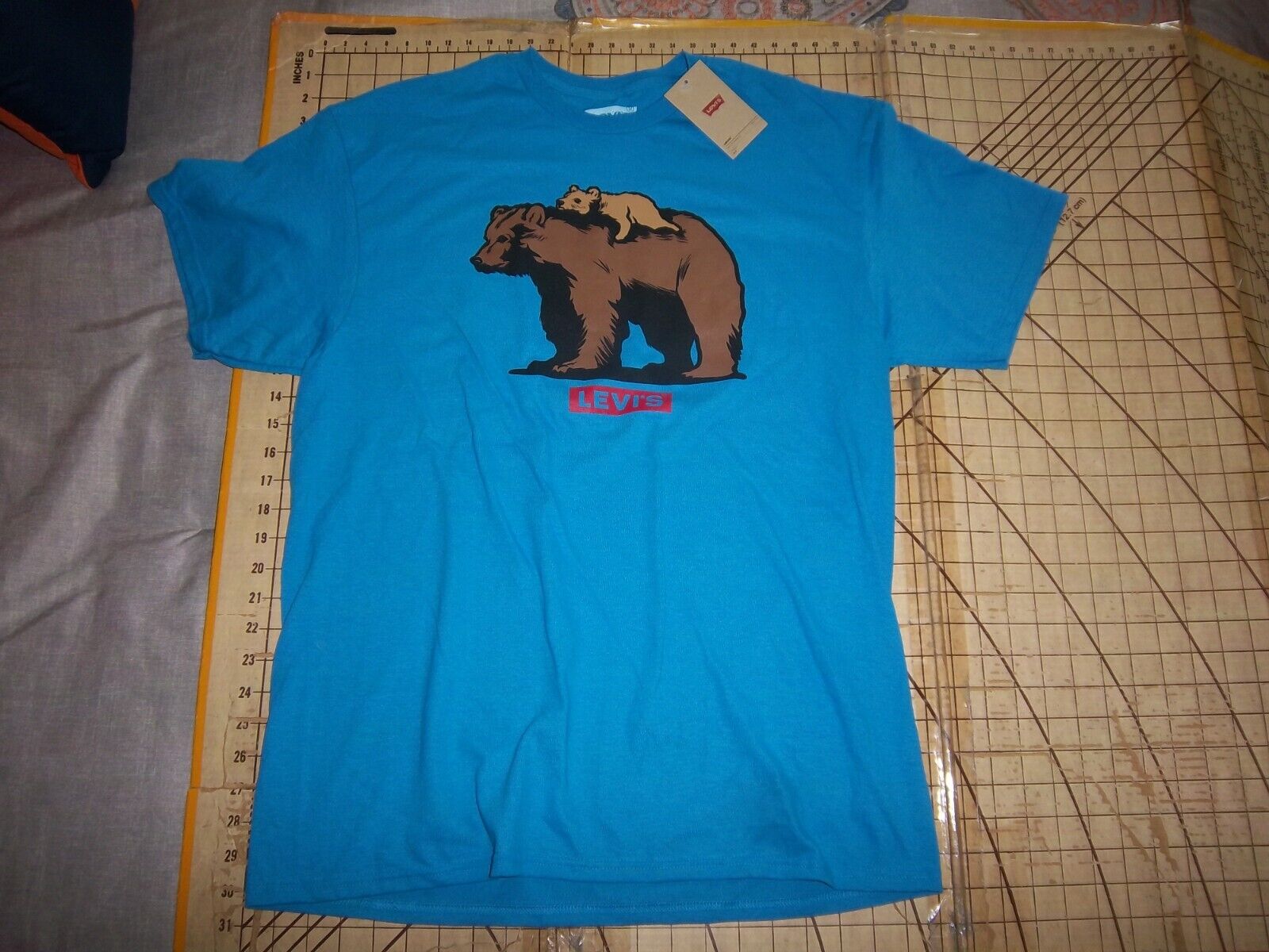MENS LARGE AQUA BLUE LEVI'S CALIFORNIA BEAR/BEAR CUB SS T-SHIRT - NWT | eBay