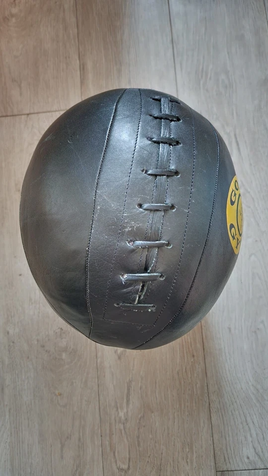Balón medicinal vintage GOLD'S GYM 12 lb cuero con cordones y cosidos negro - ¡¡RARO!!! Foto 3 de 4
