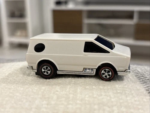 Vintage 1969 Hot Wheels Sizzlers WHITE Vantom VAN Redline Restored? +SUPER NICE+