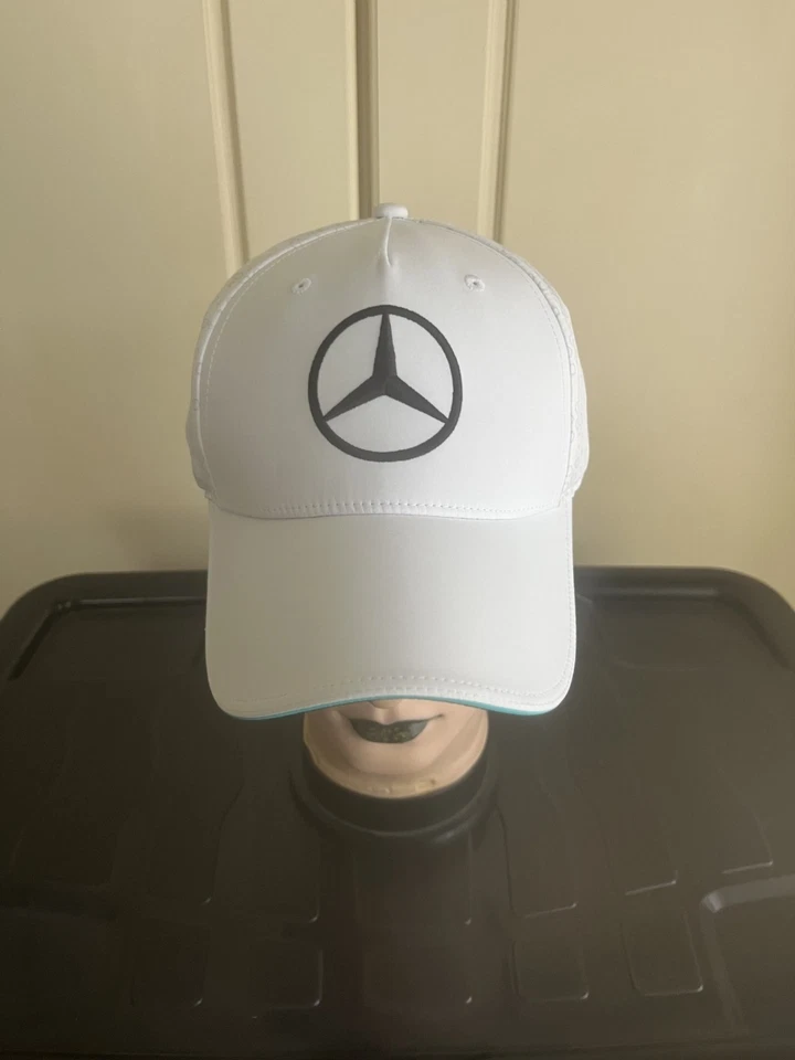 MERCEDES AMG PETRONAS F1 TEAM WHITE PEAKED CAP ADULTS UNISEX NWT IN BAG - Image 3 of 4