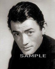 1944 Legendary GREGORY PECK Portrait Photo   (230-M)