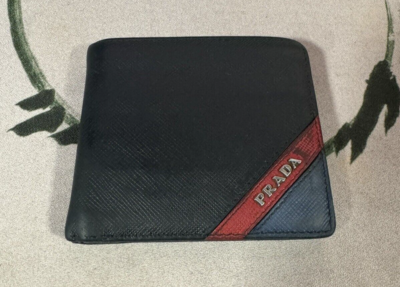 PRADA Bifold Wallet Triangle Logo Saffiano Leather Black. Red/Blue PRADA Bifold Wallet Triangle Logo Saffiano Leather Black. Red/Blue