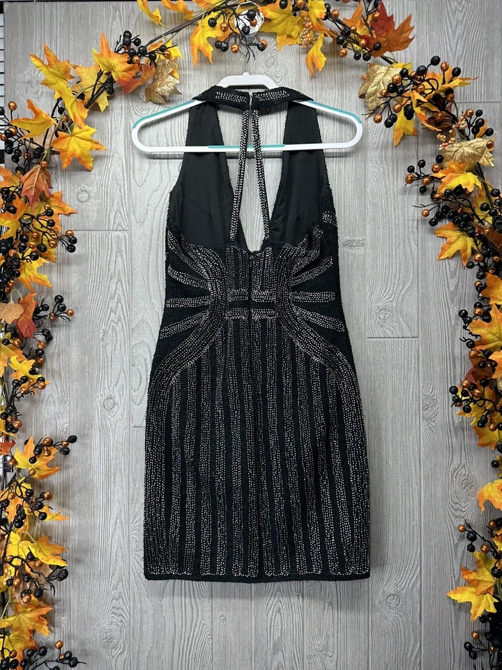 VESTIDO SEXY WOW COUTURE ETIQUETA DORADA FUNDA CON CUENTAS PLATEADA Pesado Grueso Mediano NEGRO Foto 3 de 4