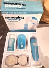 NOS Bliss Sweeping Beauty Sonic Facial Cleansing Device Tool Fabulous Foaming