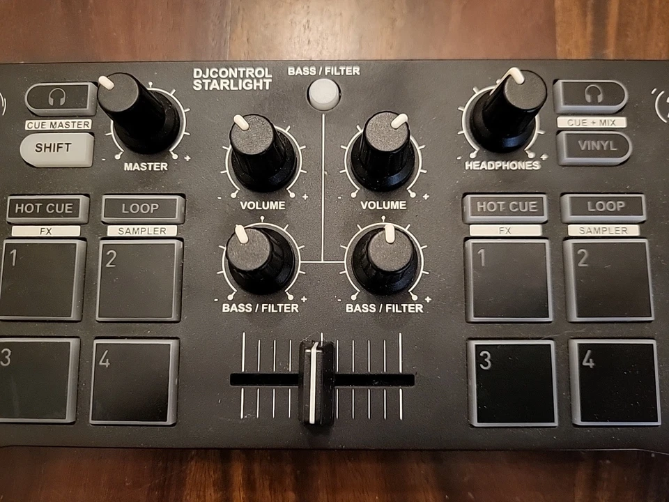 Hercules Serato DJ Control Starlight Compact Controller, Cord & Box, TESTED - Image 4 of 4