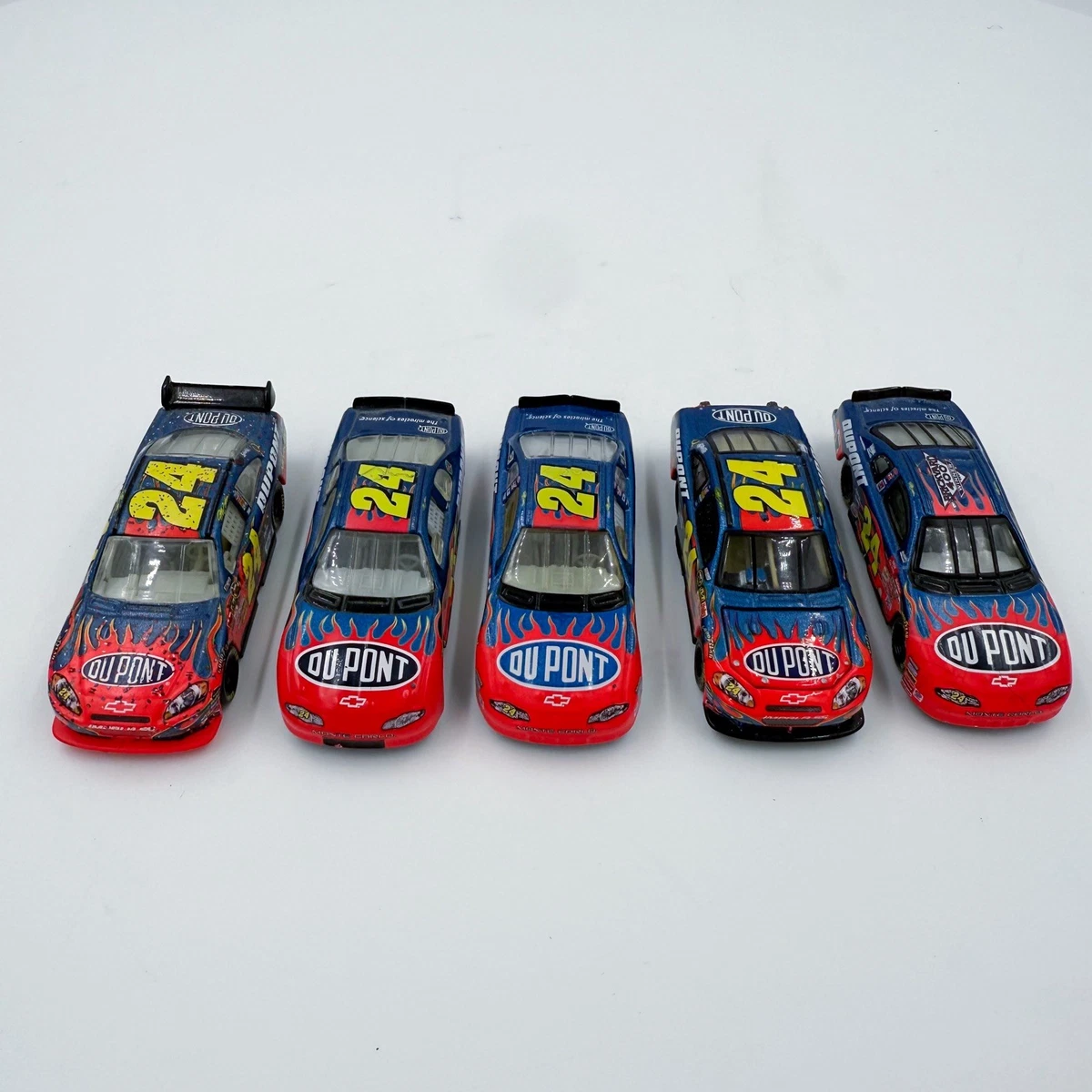 Miniature Corgi 1/64 Kenworth Motorhome Nascar Dupont - Jeff Gordon - Boîte Très Bon état
