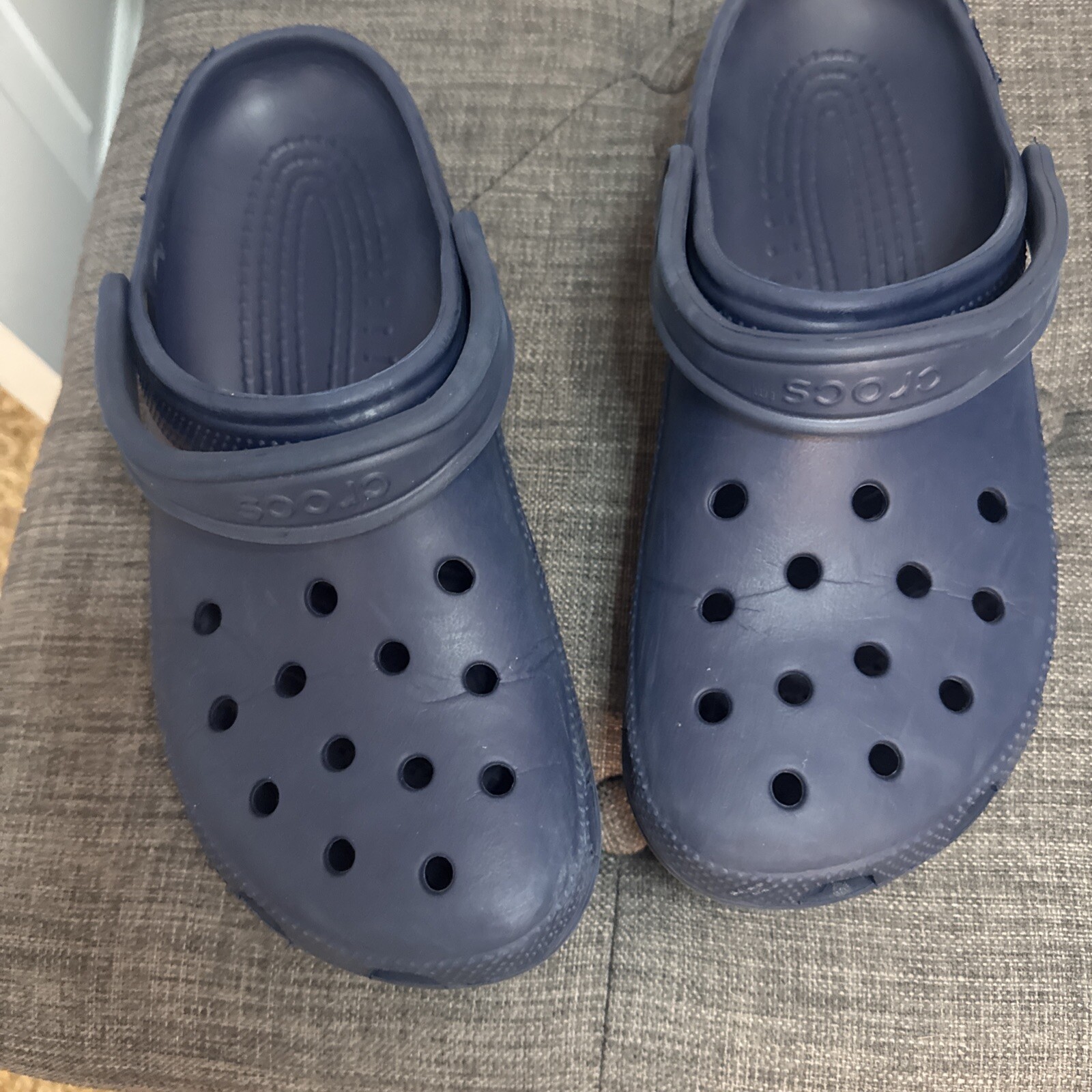 Crocs Size 11 Unisex Casual Clogs- Navy