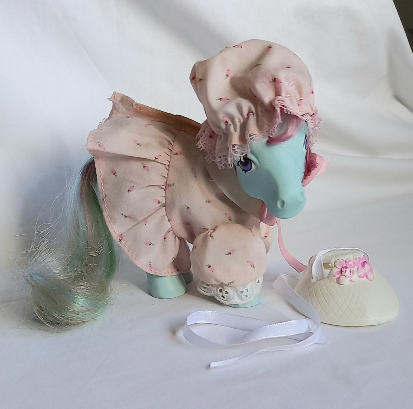 MLP G1 Pony Wear abito passeggiata domenicale Sweet Dreams cappello cofano e salotto NON PONY