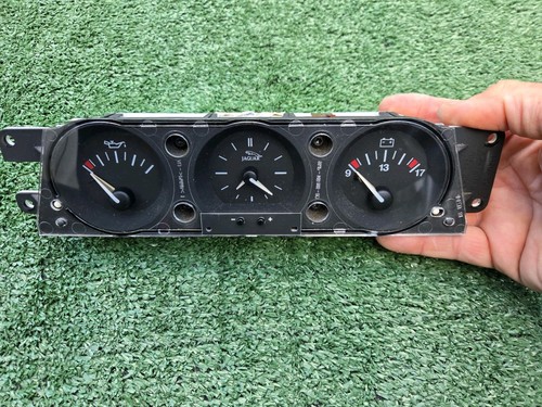 97-02 Jaguar XK8 XKR X100 Dashboard Oil Pressure , Battery , Clock Gauges OEM