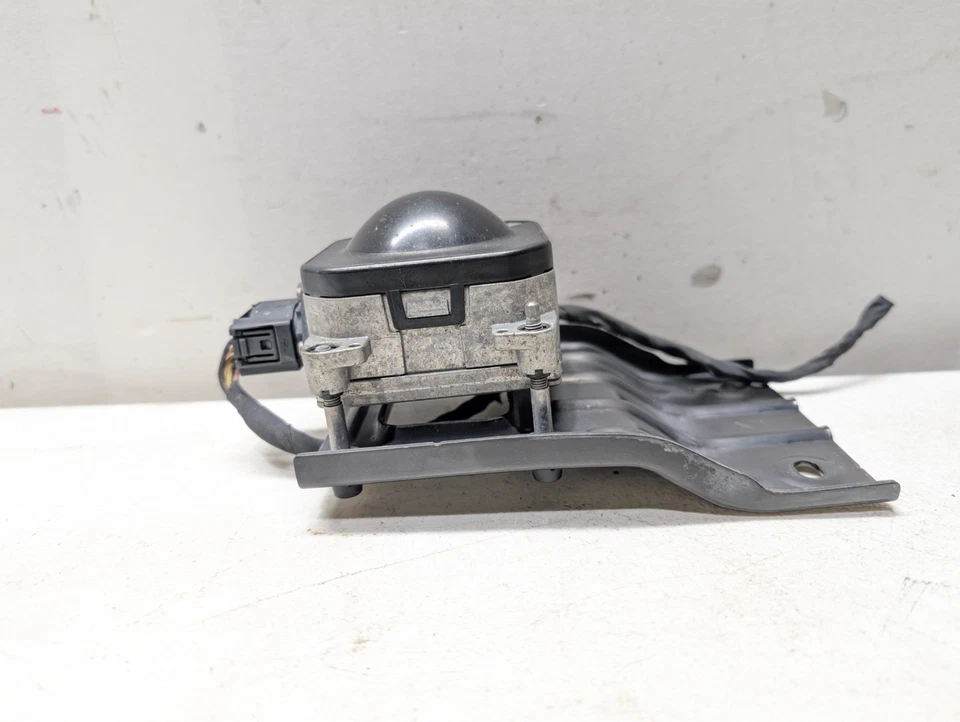 ✅ 15-16 Chrysler 300 Adaptive Cruise Control Speed Sensor Radar OEM 68199454AE - Image 2 of 4