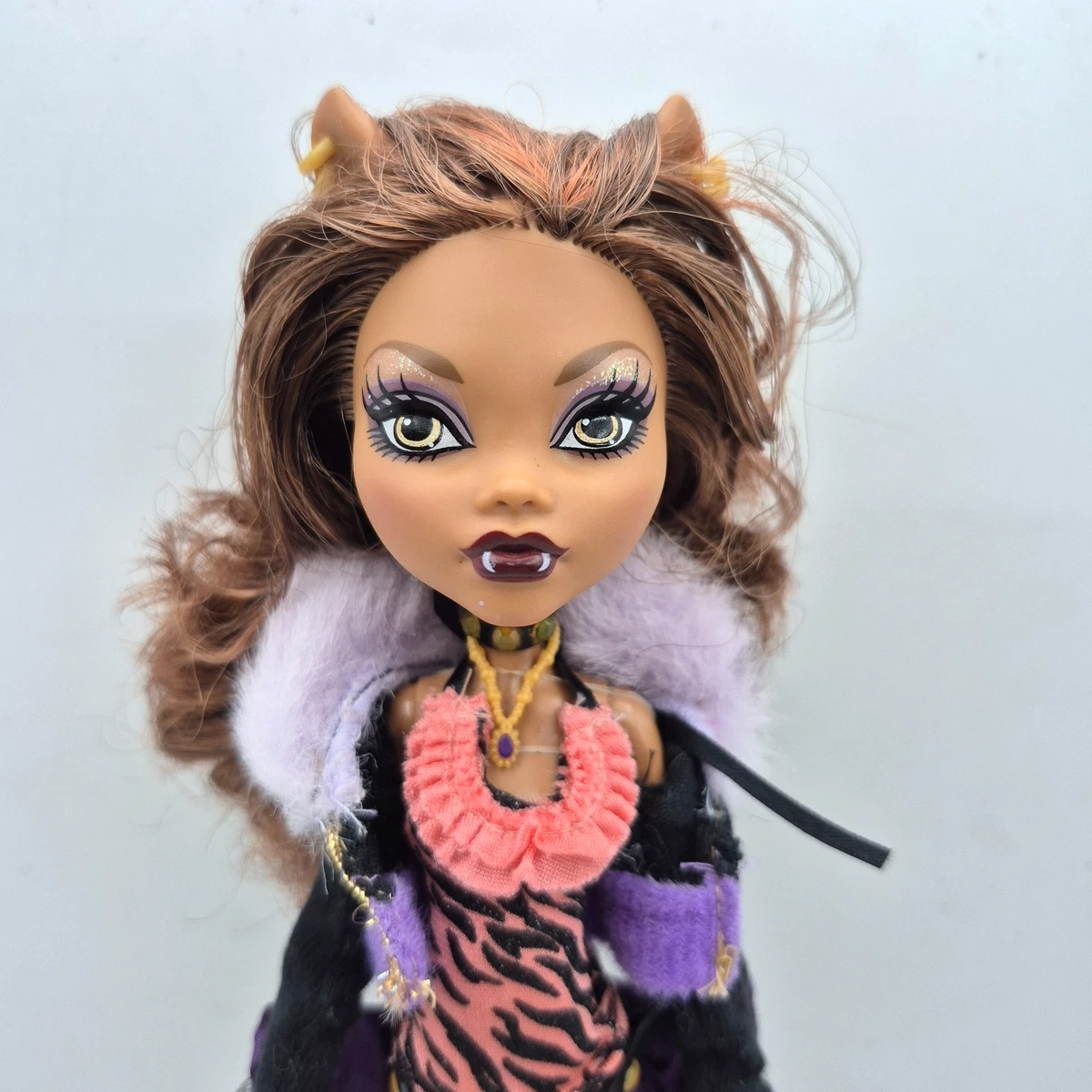 Monster High Basic Clawdeen Wolf Fashion Doll 2010 Mattel - Near Complete
