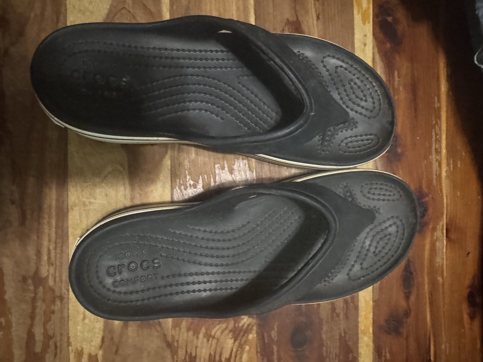 Very Nice crocs Sandals Women Size 9