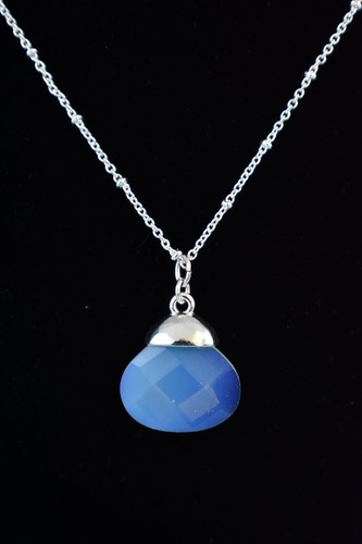 Moonstone Pendant Necklace by AVON - NEW In Box 16"+ 3" extension - Picture 2 of 2