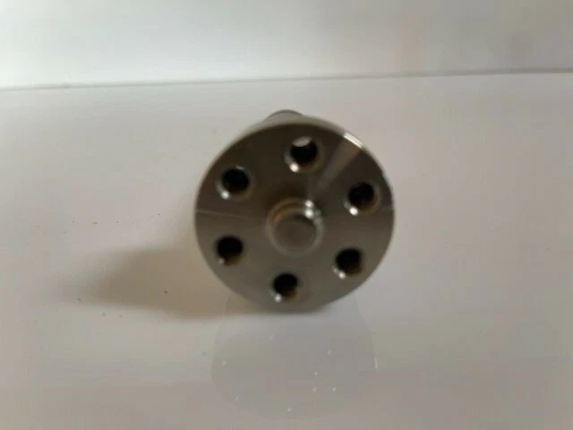 Southwest Windpower Whisper 100/200 替换主轴 — 第 3/4 张图片