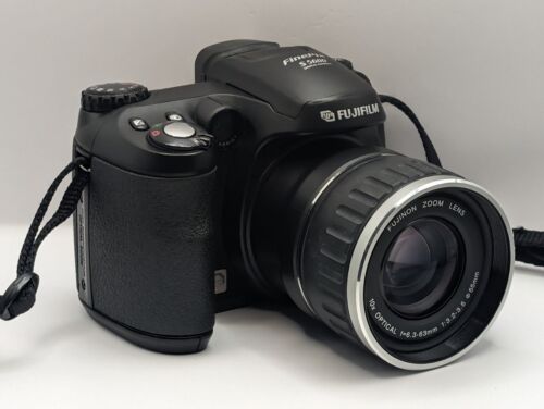 Fujifilm FinePix S5600 5.1mp Black - Picture 1 of 12
