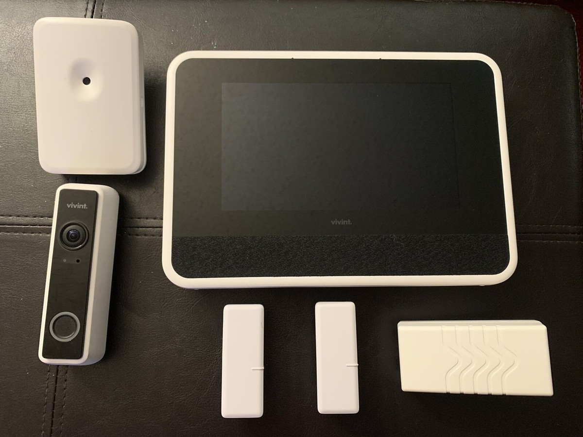 Vivint Security System Includes Smart Hub, Doorbell Cam, Door