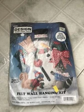 Design Works Crafts Felt Wall Hanging Kit Snowman Woodland Friends 5109 New