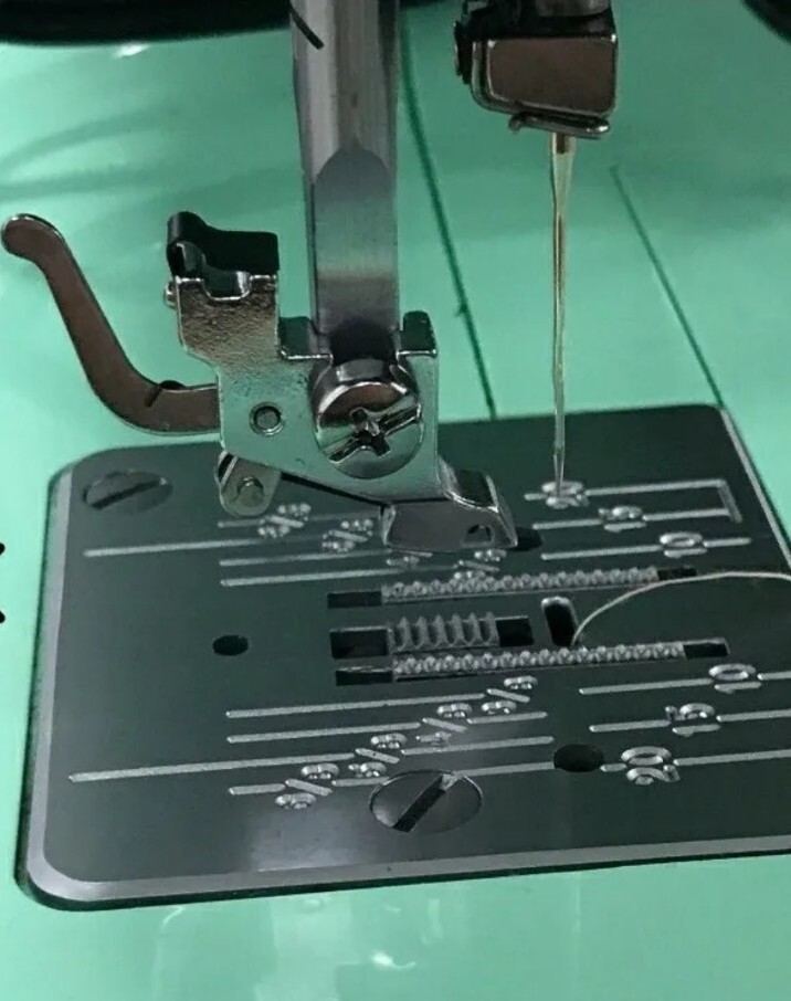 Janome Hello Kitty Mint Green Sewing Machine W/Manual & Foot