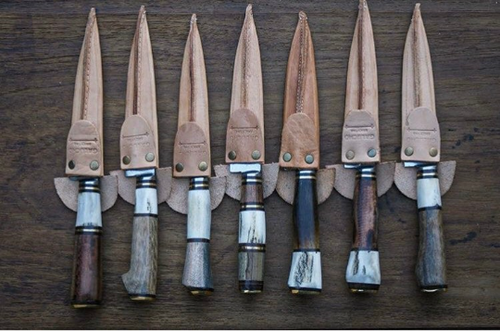 Coltello in legno per barbecue argentino, foglia in acciaio al carbonio 26 cm - Foto 5 di 10