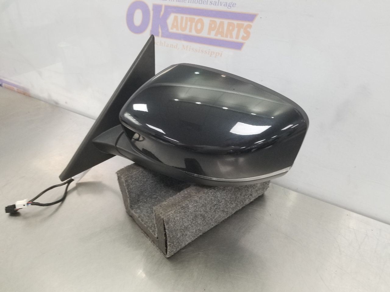 Maserati Levante LEFT Side mirror