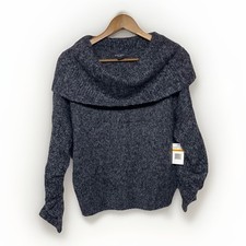 Nine West jeans size small sweater new with tags