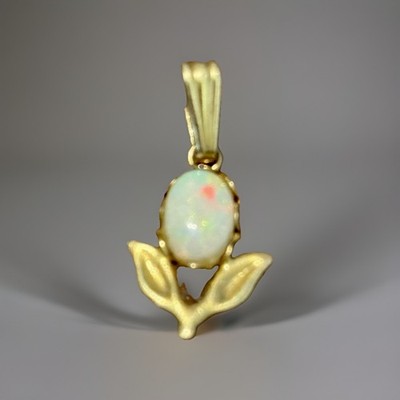 Gold Pendant Fire Opal  10 Or 14 Kt.  Check Markings