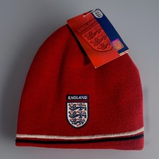 Image of England National Football Team Three Lions Crest Logo Red Winter Beanie Hat