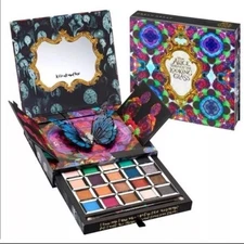 Urban Decay Alice Through the Looking Glass Eyeshadow Palette Collectors Edition