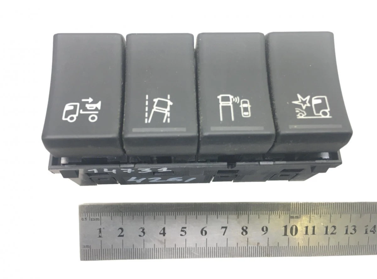 22026373 21211226 21211227 21211228 21211195 Switchs module VOLVO  