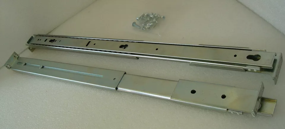 Intel AXXBASICRAIL Slide Rail Kit for SR1450 SR1520 SR1530 SR1550 SR2520 SR2550  - Image 4 of 4
