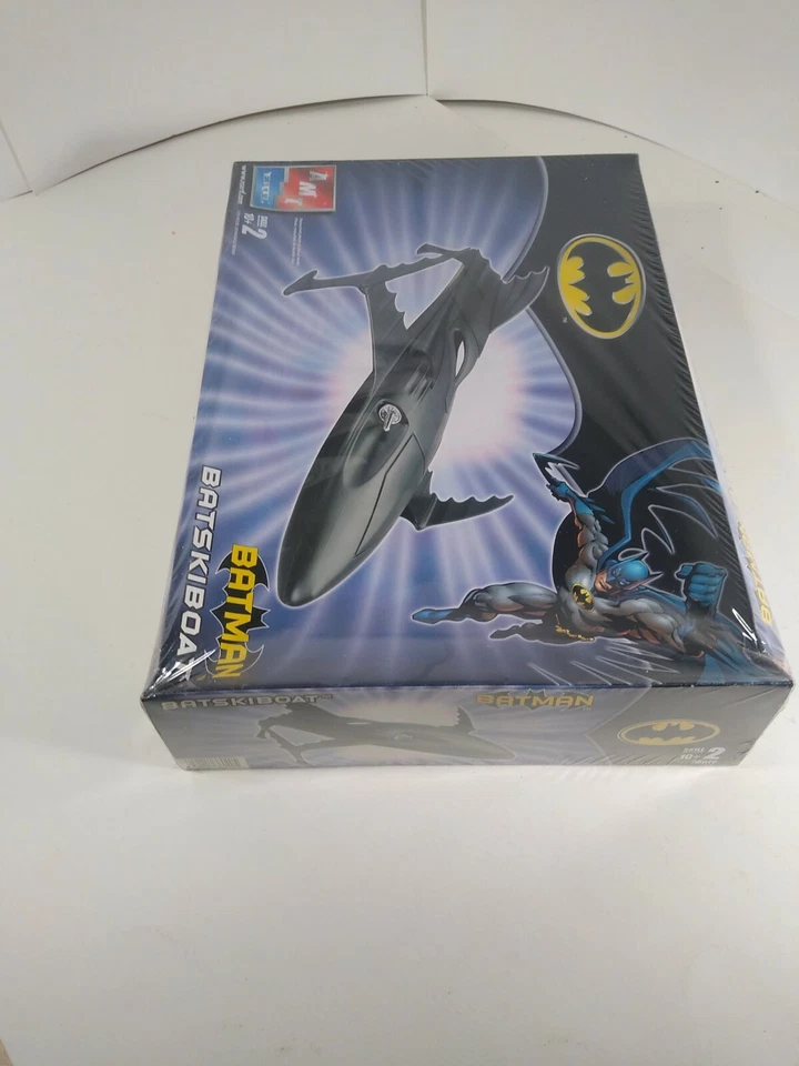 2003 AMT/ERTL Batman Batskiboat Model Kit 38040 New In Sealed Box - Image 3 of 4