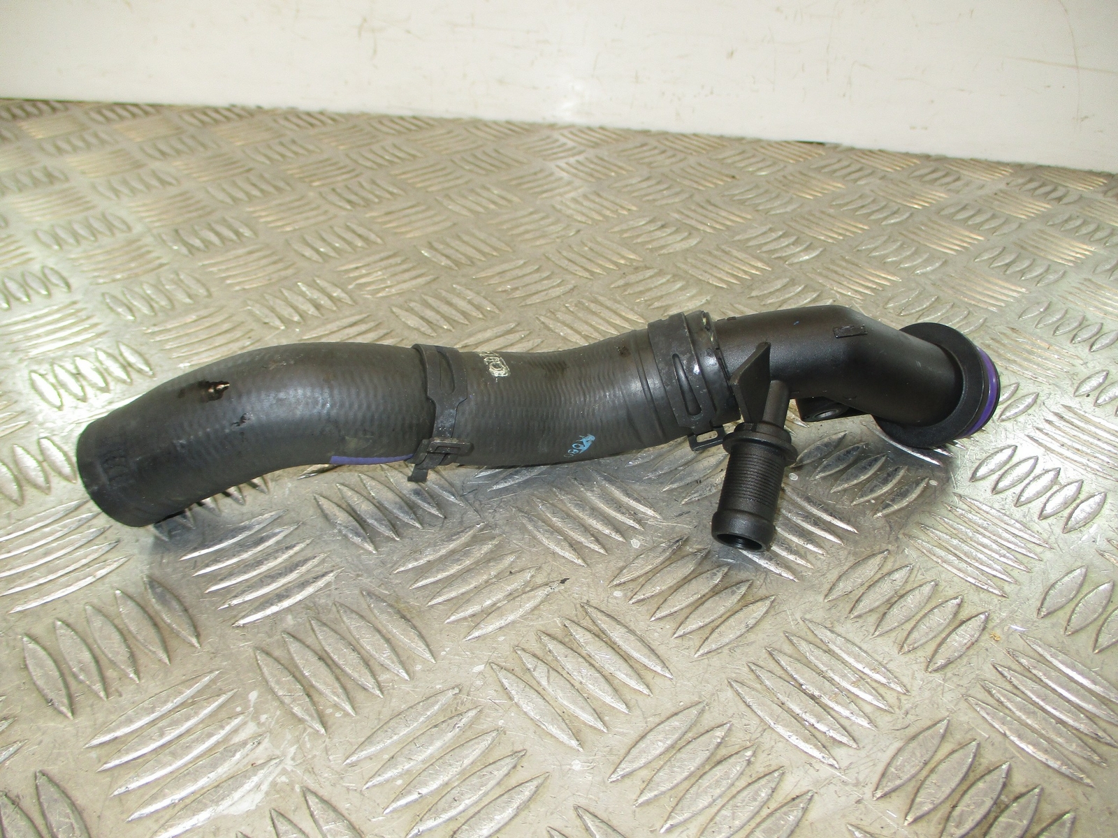 2020 Nissan QASHQAI J11 1.3 Petrol Water Pipe OEM 210473278R 